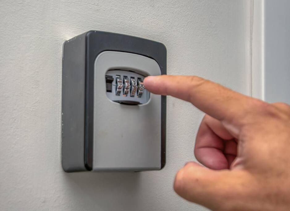 A Estrenar! Apartamento Con Pileta Zona Aeropuerto Wifi 200Mg Asuncion Bagian luar foto
